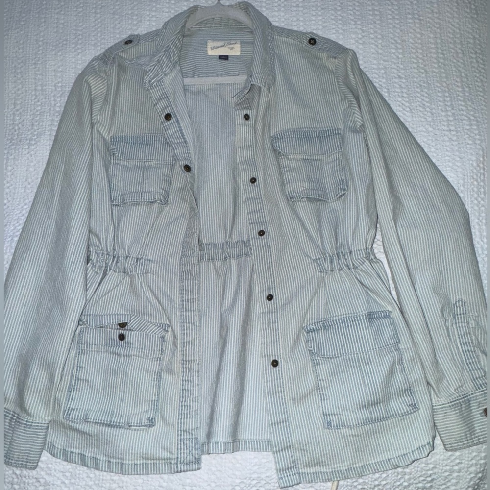 Universal Thread Blue and White Utility Jacket
